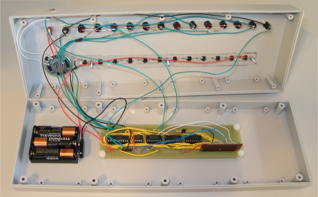 Click to enlarge Birdianoforte Insides